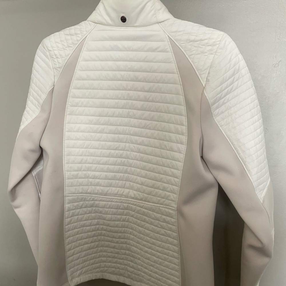 Calia by Carrie Underwood  Women's White Quilted Jacket size medium - Picture 2 of 3